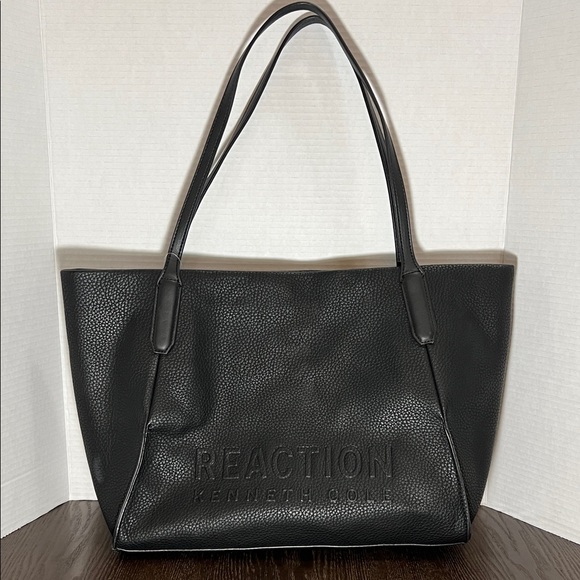 Kenneth Cole Reaction Textured Black Tote - Picture 1 of 7